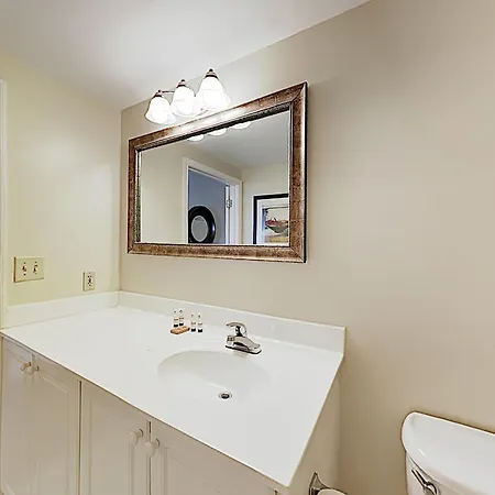 Water Street Condos II Wilmington Room photo